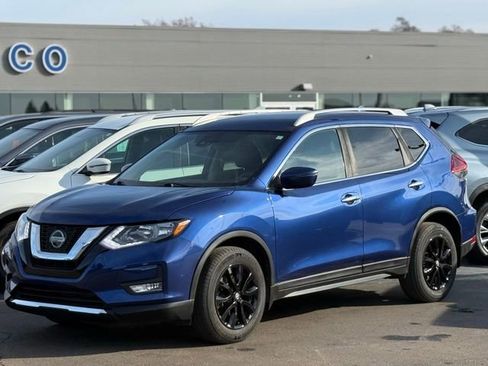 Used 2019 Nissan Rogue S image 31
