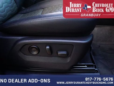 Used 2024 Chevrolet Silverado 2500 ZR2 w/ Technology Package AWD/4WD image 25