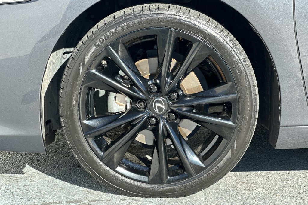Used 2024 Lexus ES 300h F Sport w/ Accessory Package (Z2) FWD image 24
