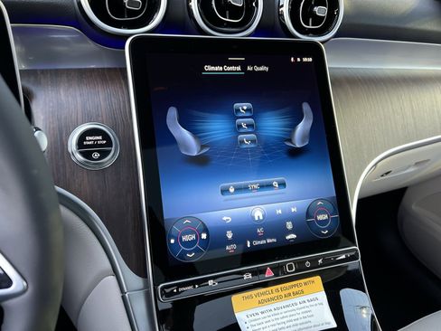 New 2026 Mercedes-Benz GLC 300 4MATIC image 19