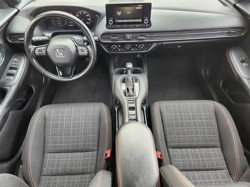 Used 2025 Honda HR-V Sport image 24