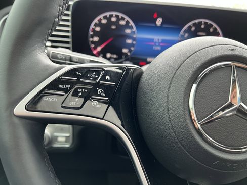 Certified 2025 Mercedes-Benz GLE 350 4MATIC image 19