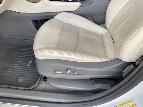 Used 2021 Cadillac XT6 Premium Luxury FWD image 12