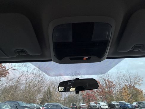 Used 2017 Subaru Impreza 2.0i image 16