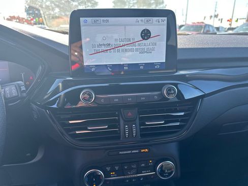 Used 2026 Ford Escape ST-Line w/ Cold Weather Package image 28