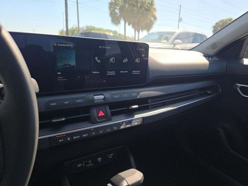 Used 2026 Kia K4 FWD image 6