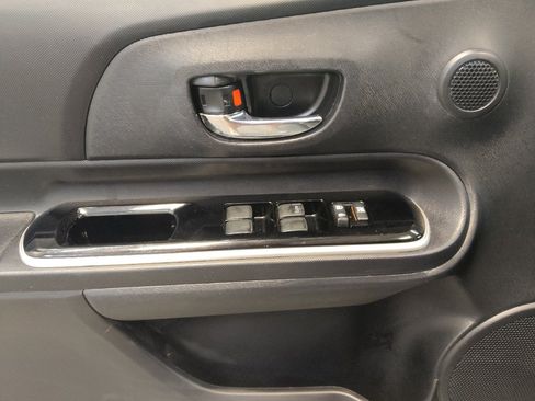 Used 2015 Toyota Prius C Two FWD image 27