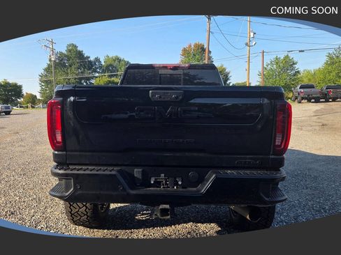 Used 2022 GMC Sierra 2500 AT4 w/ AT4 Premium Plus Package AWD/4WD image 5