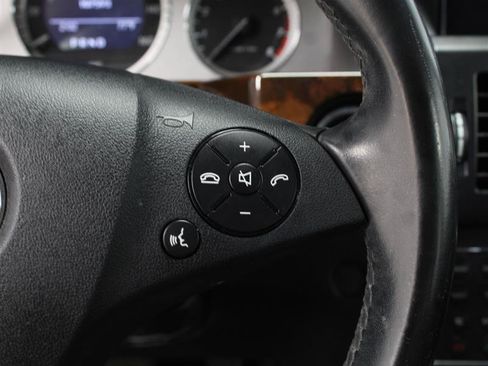 Used 2012 Mercedes-Benz GLK 350 2WD image 13