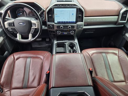 Used 2022 Ford F350 Platinum w/ Tremor Off-Road Package AWD/4WD image 25