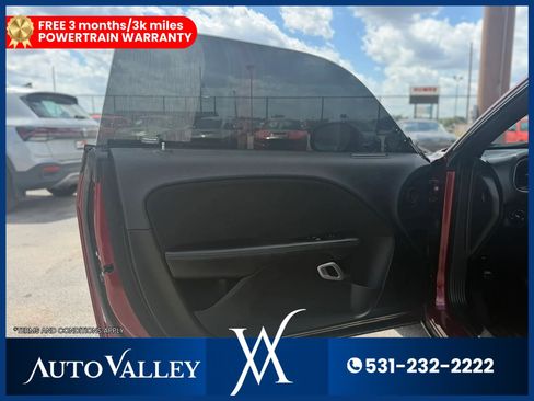 Used 2022 Dodge Challenger GT RWD image 11