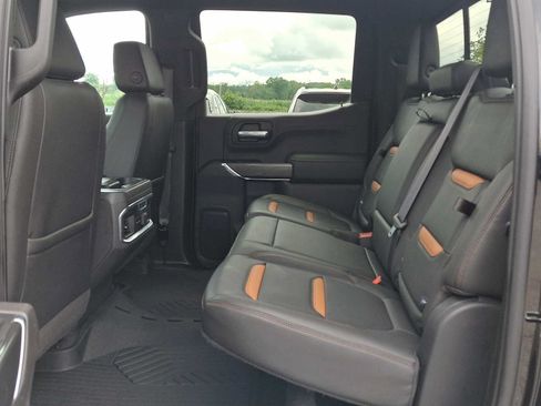 Used 2020 GMC Sierra 1500 AT4 w/ AT4 Premium Package AWD/4WD image 10