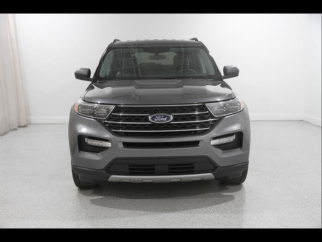Certified 2023 Ford Explorer XLT w/ Equipment Group 202A AWD/4WD image 2