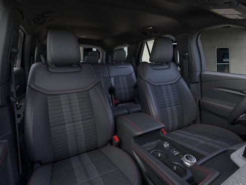 New 2026 Ford Explorer ST-Line w/ ST-Line Street Pack AWD/4WD image 10