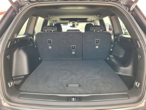 Used 2025 Jeep Grand Cherokee Laredo X w/ Luxury Tech Group I image 10