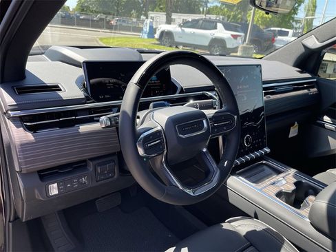 New 2025 GMC Sierra EV Denali image 10