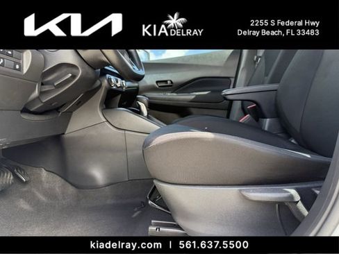 Used 2023 Nissan Kicks S image 16