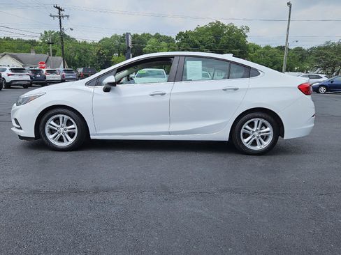 Used 2018 Chevrolet Cruze LT FWD image 23