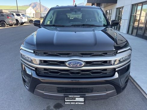 Used 2024 Ford Expedition XLT image 2