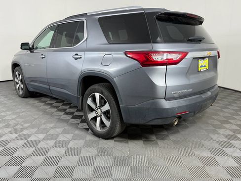 Used 2018 Chevrolet Traverse LT AWD/4WD image 4