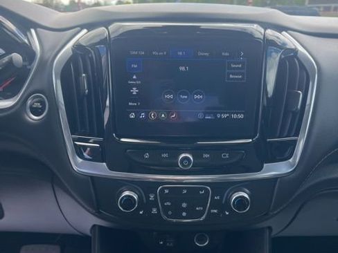 Used 2021 Chevrolet Traverse RS w/ LPO, Floor Liner Package AWD/4WD image 15