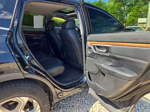 Used 2017 Honda CR-V EX-L image 16