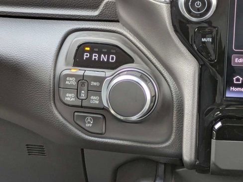 New 2026 RAM 1500 Big Horn AWD/4WD image 19
