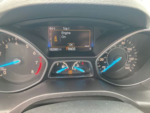 Used 2017 Ford Escape SE w/ SE Leather Comfort Package AWD/4WD image 19