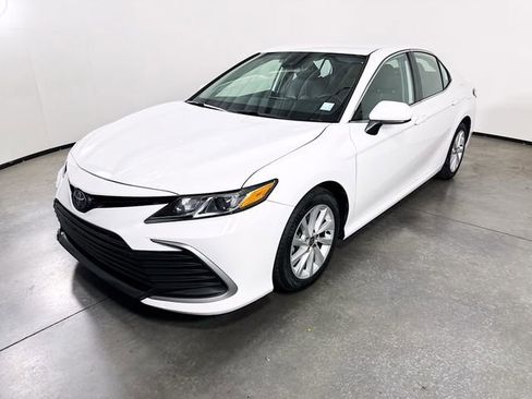 Certified 2023 Toyota Camry LE FWD image 4