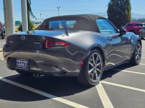 Used 2023 MAZDA MX-5 Miata Grand Touring RWD image 5