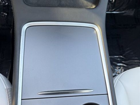 Used 2023 Tesla Model Y Performance AWD/4WD image 20