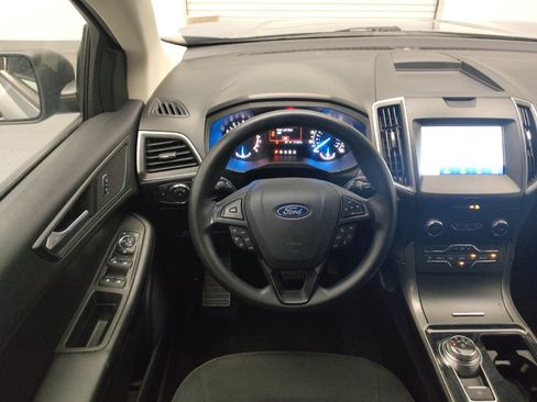 Used 2020 Ford Edge SE FWD image 22