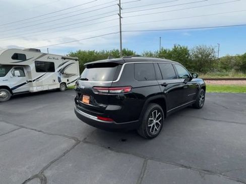 Used 2024 Jeep Grand Cherokee L Limited w/ Luxury Tech Group II AWD/4WD image 8
