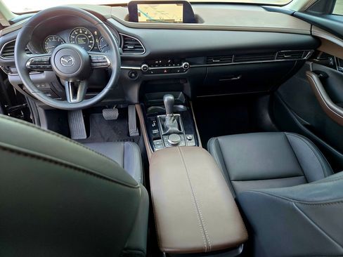 Used 2025 MAZDA CX-30 AWD 2.5 S w/ Premium Package image 12