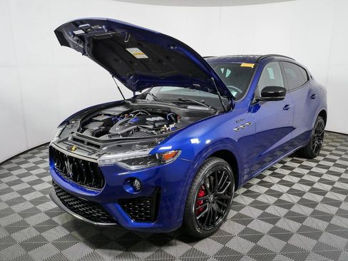 Used 2022 Maserati Levante Modena AWD/4WD image 36