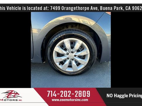 Used 2015 Toyota Corolla LE FWD image 45