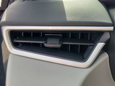 Used 2026 Toyota Corolla LE image 30