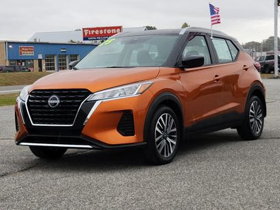 Used 2023 Nissan Kicks SV