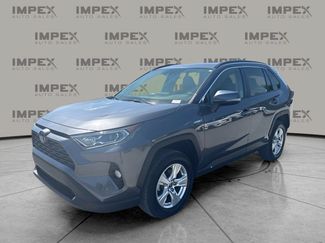 Used 2021 Toyota RAV4 XLE w/ Convenience Package AWD/4WD video 1