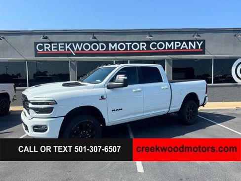 Used 2025 RAM 2500 Laramie AWD/4WD image 1