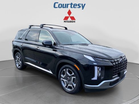 Used 2023 Hyundai Palisade Limited AWD/4WD image 9