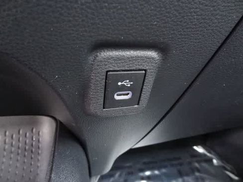 Used 2024 Toyota Corolla LE FWD image 28