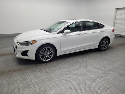 Used 2019 Ford Fusion SEL FWD image 2