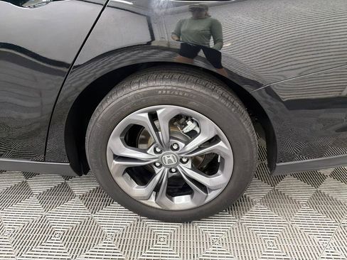 Used 2023 Honda Accord EX image 19