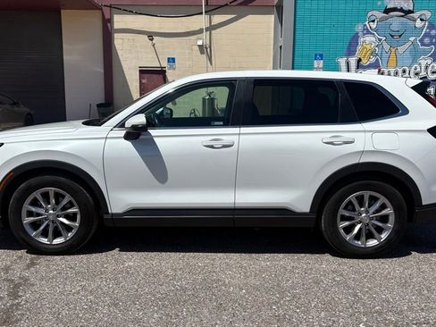 Used 2023 Honda CR-V EX-L image 6