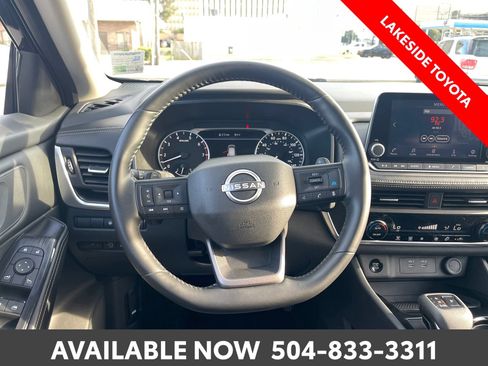 Used 2025 Nissan Rogue SV AWD/4WD image 22