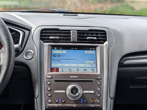 Used 2018 Ford Fusion Titanium image 6