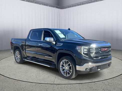 Used 2025 GMC Sierra 1500 SLT w/ SLT Premium Plus Package AWD/4WD image 5