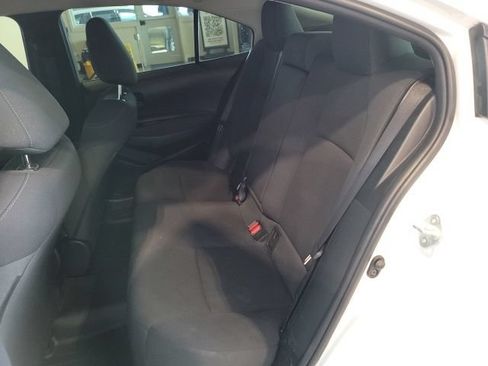 Used 2022 Toyota Corolla LE FWD image 10