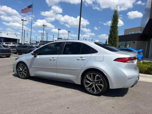 Used 2020 Toyota Corolla SE FWD image 5